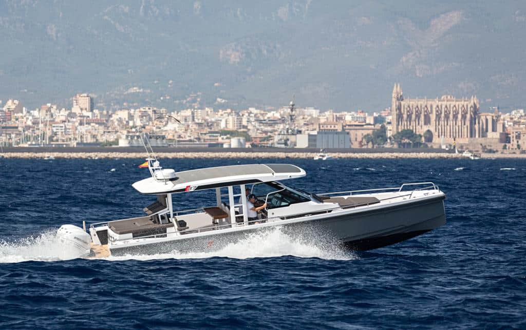 Boat Hire Mallorca - Luxury Boat Charter in Mallorca Online