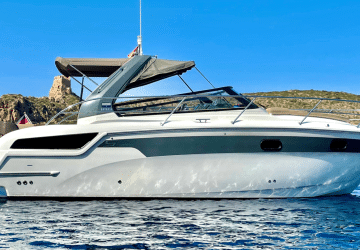 Bavaria 30 speedboat hire Mallorca